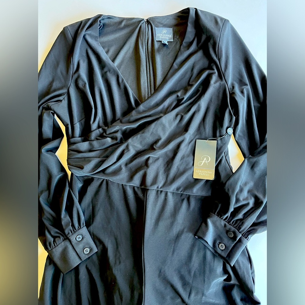Adrianna Papell Women's 10 Matte Jersey Jumpsuit Vneck Long Sleeve Zipper Back